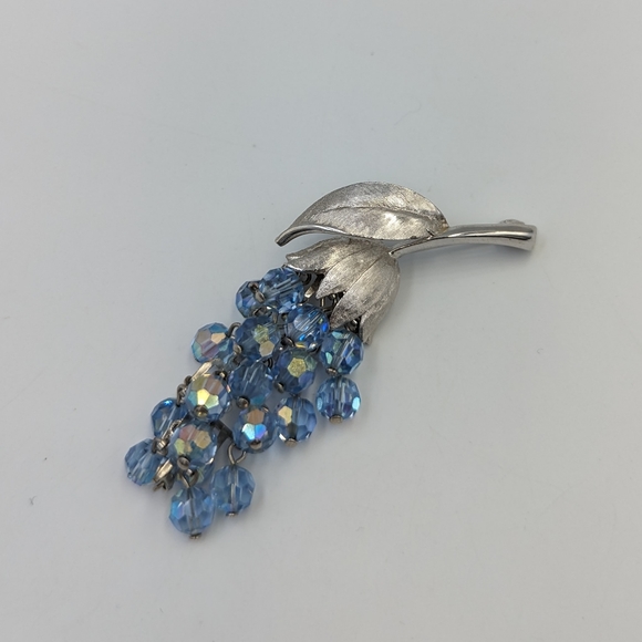 Vintage Silver Tone Articulated AB Blue Glass Beads Flower/Grape Branch Brooch - Picture 5 of 12